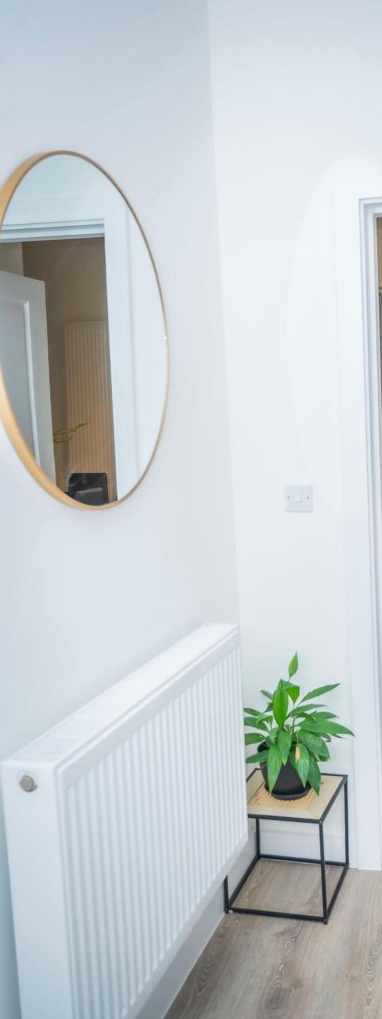 The Parkes A Stylish 3Br House, 5 Mins From Central Birmingham Close To The Edgbaston Stadium, The Hippodrome, Uob, Aston And Bcu, China Town, Kings Heath Bhx Airport And Much More Экстерьер фото