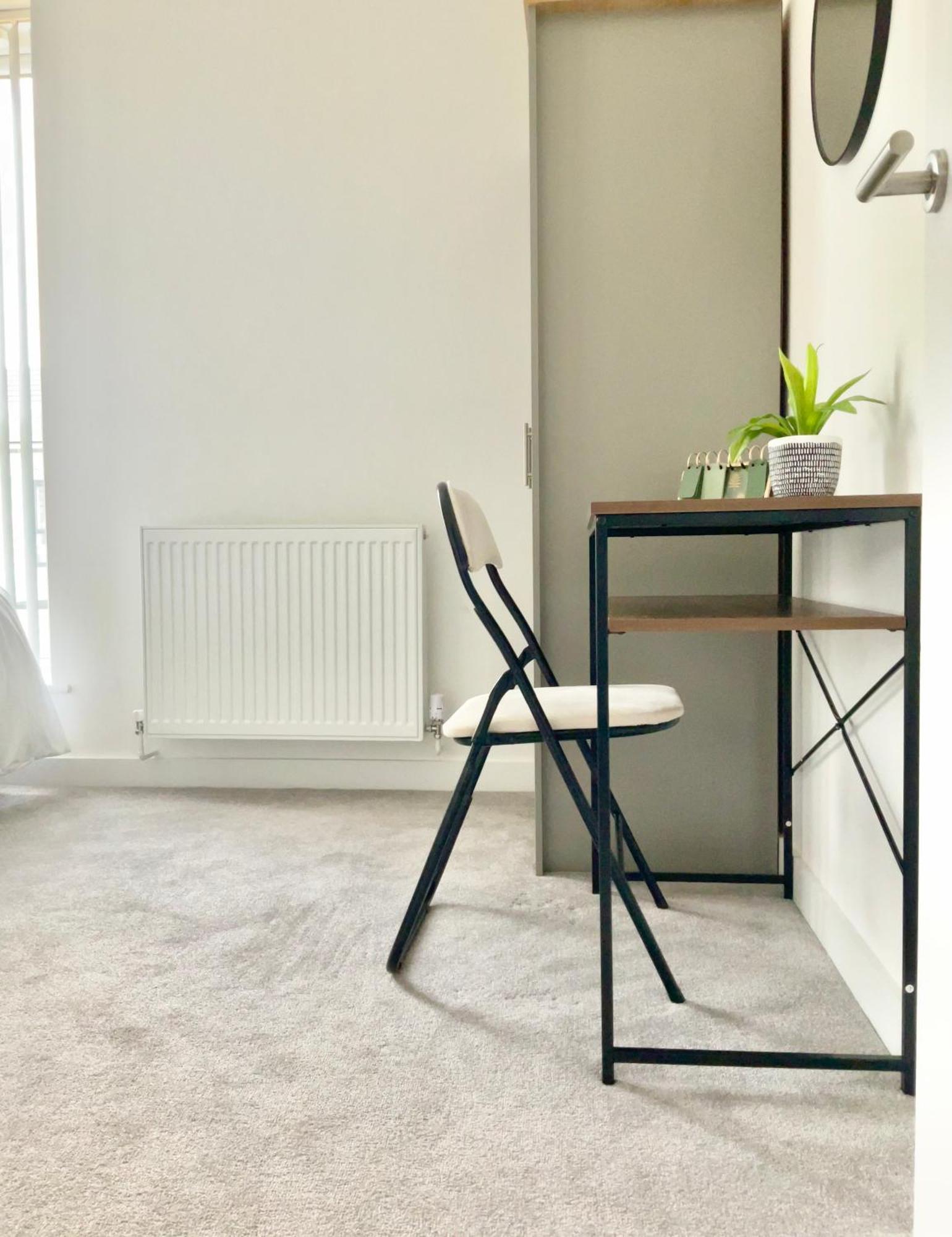 The Parkes A Stylish 3Br House, 5 Mins From Central Birmingham Close To The Edgbaston Stadium, The Hippodrome, Uob, Aston And Bcu, China Town, Kings Heath Bhx Airport And Much More Экстерьер фото