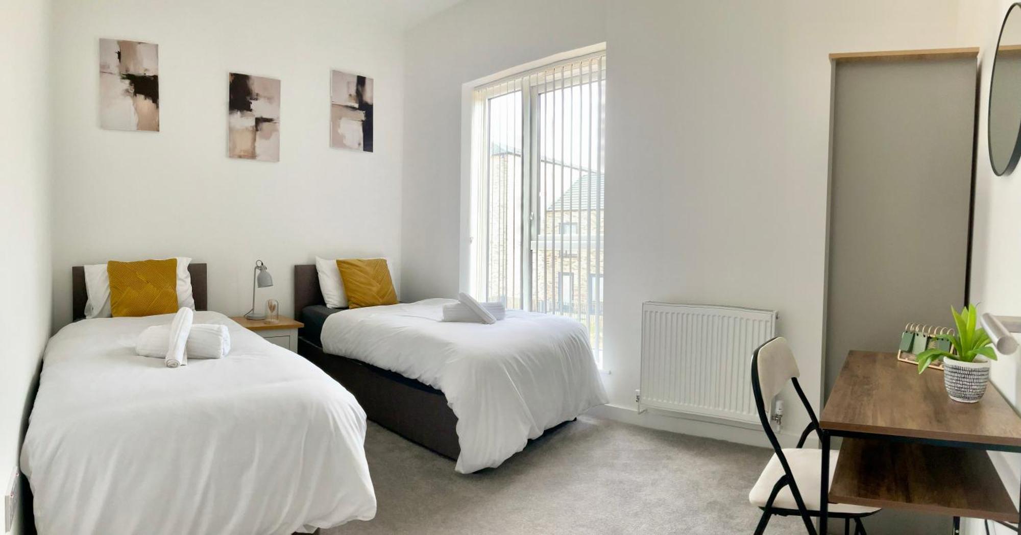 The Parkes A Stylish 3Br House, 5 Mins From Central Birmingham Close To The Edgbaston Stadium, The Hippodrome, Uob, Aston And Bcu, China Town, Kings Heath Bhx Airport And Much More Экстерьер фото
