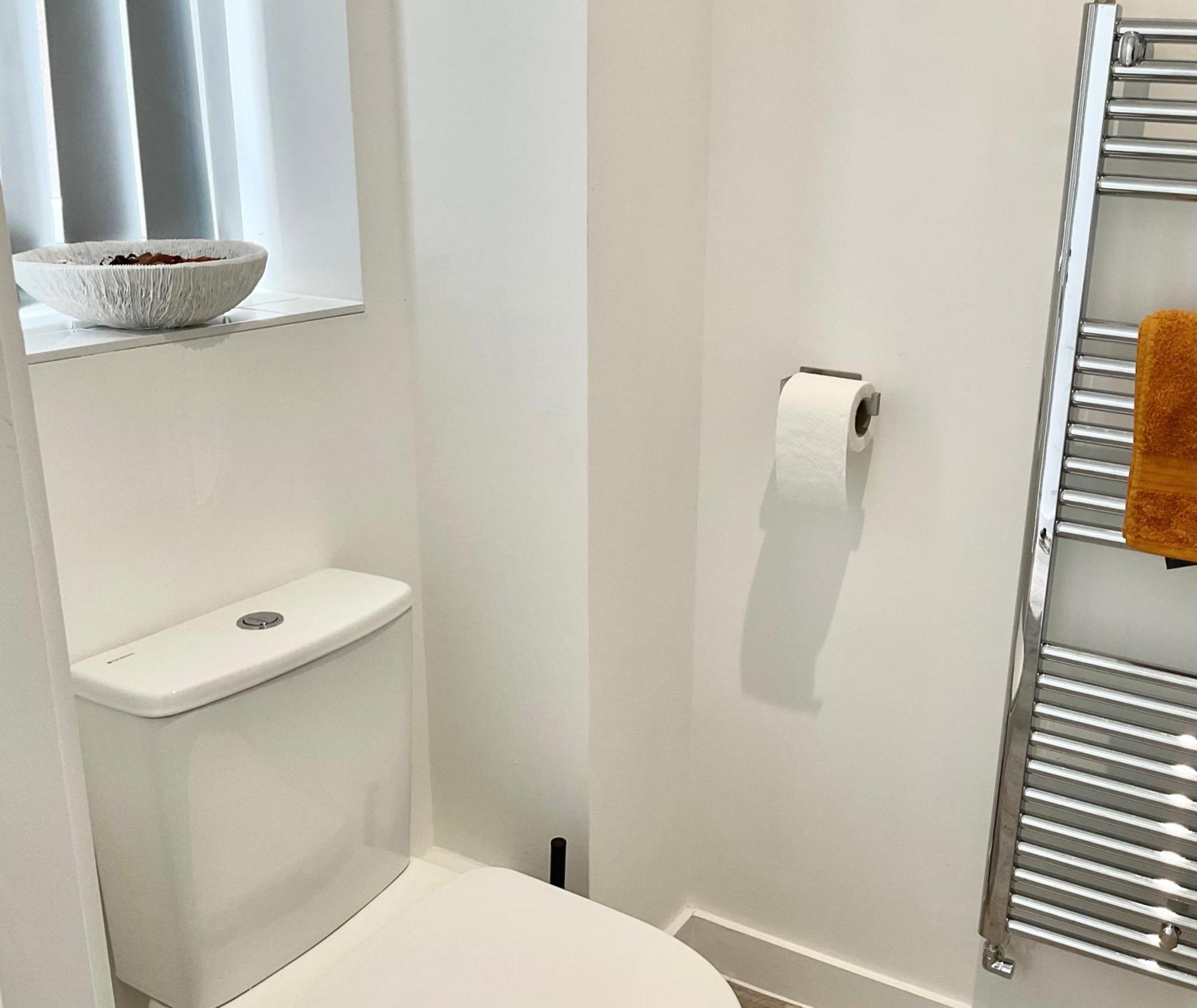 The Parkes A Stylish 3Br House, 5 Mins From Central Birmingham Close To The Edgbaston Stadium, The Hippodrome, Uob, Aston And Bcu, China Town, Kings Heath Bhx Airport And Much More Экстерьер фото
