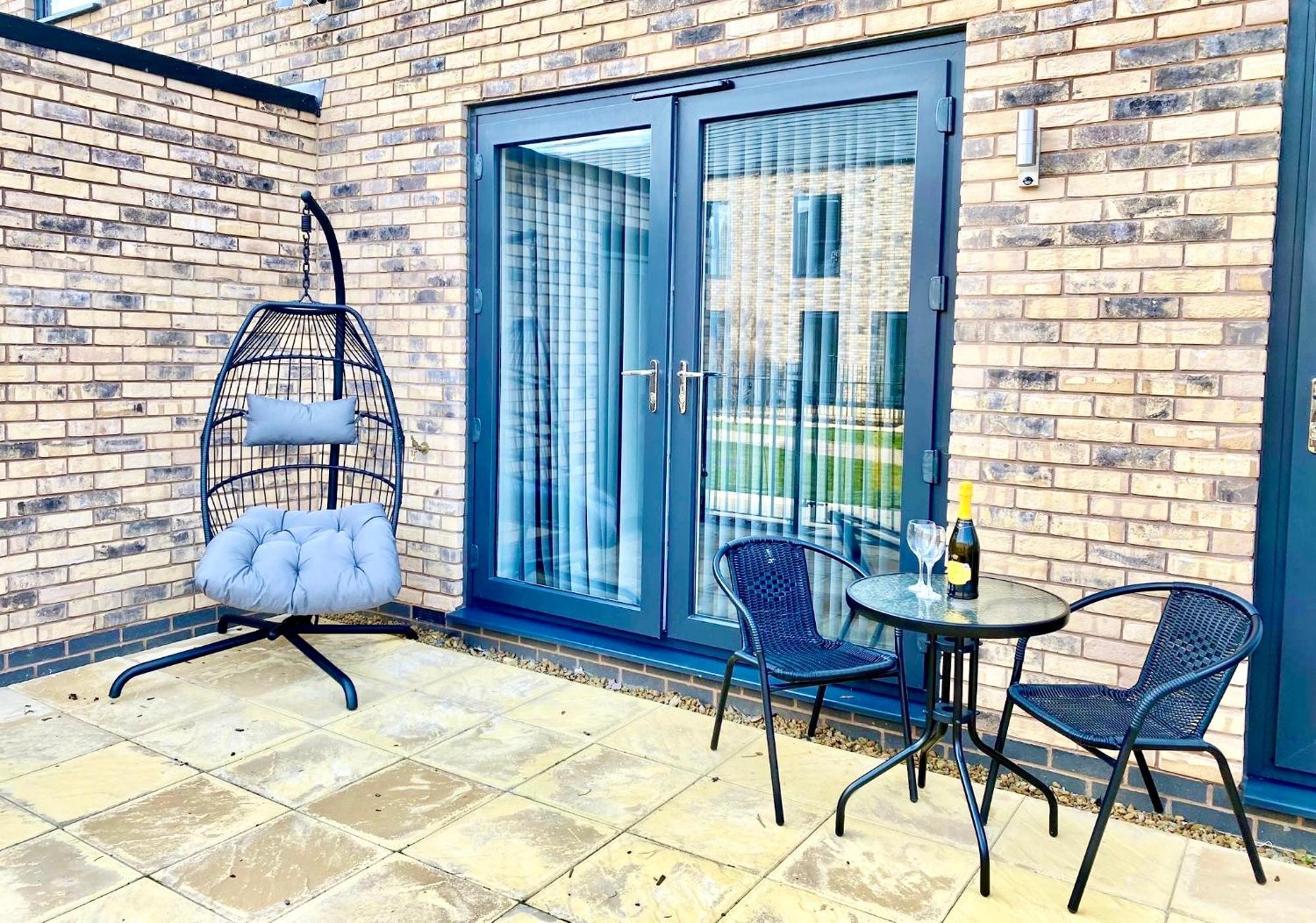 The Parkes A Stylish 3Br House, 5 Mins From Central Birmingham Close To The Edgbaston Stadium, The Hippodrome, Uob, Aston And Bcu, China Town, Kings Heath Bhx Airport And Much More Экстерьер фото